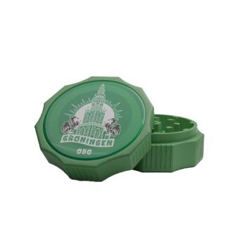 City Grinder Groningen 55mm, zwarte 2-delige grinder met Groningen-sticker en magneetsluiting